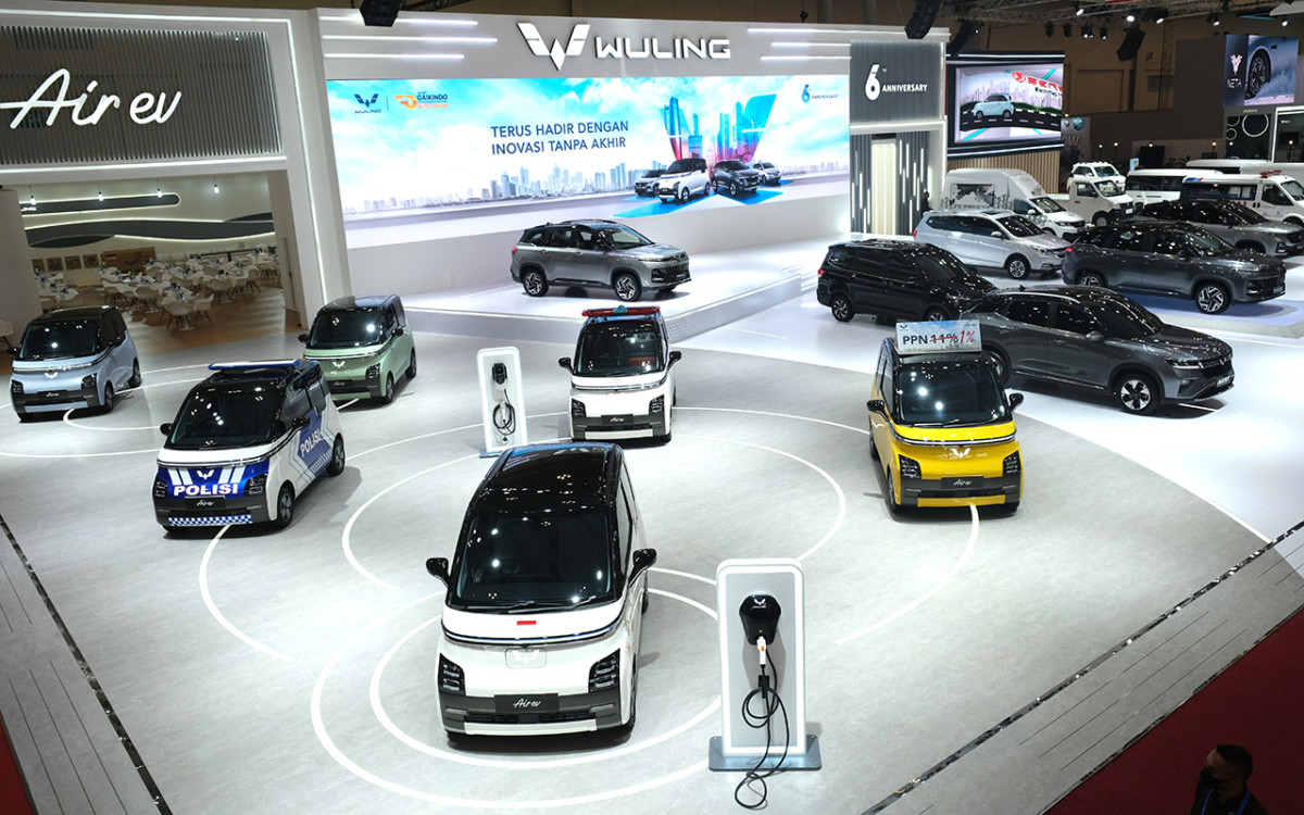 GIIAS 2023, Wuling Motors Catatkan 1.771 Surat Pemesanan Kendaraan  