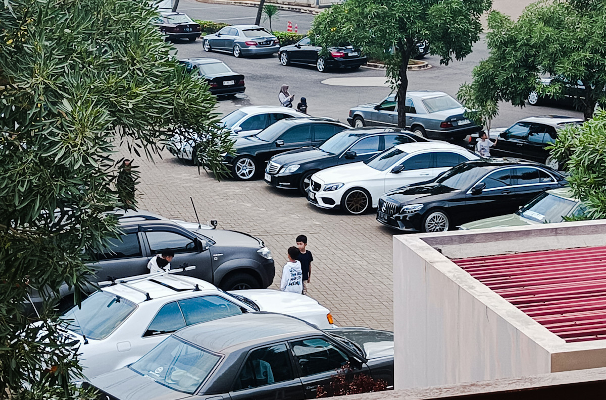 Keseruan Kopdar Gabungan Pecinta Mercedes-Benz di Bekasi  