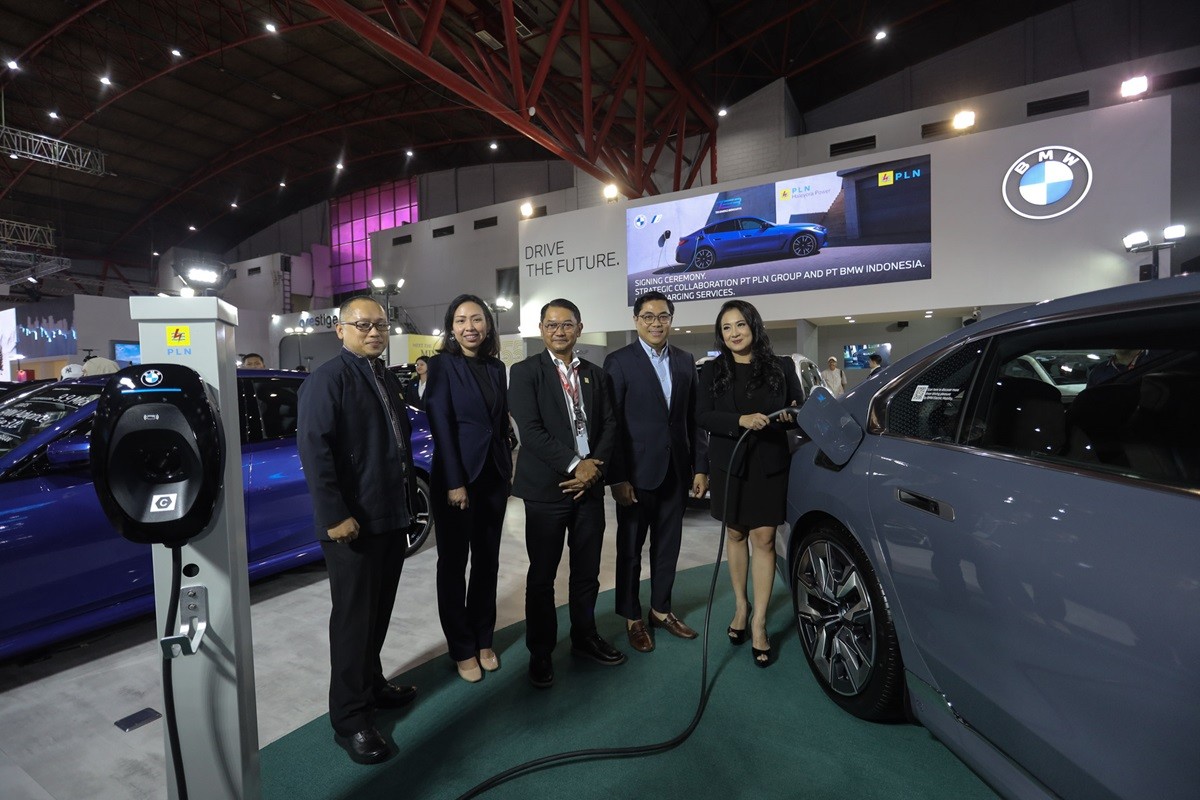 BMW Group Indonesia Umumkan Kolaborasi Strategis dengan PT PLN  