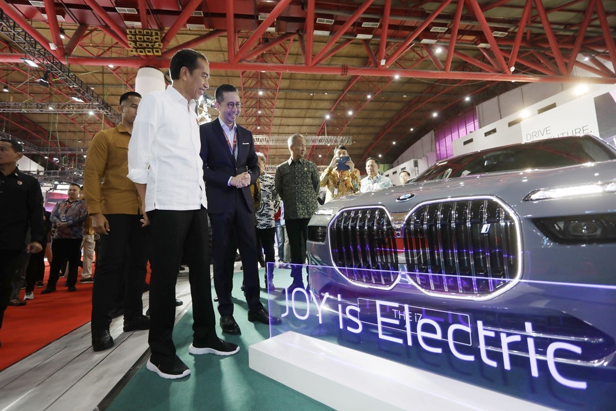 BMW dan MINI Hadir di IIMS 2024, 'Drive The Future'  