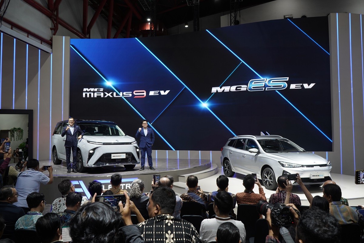 IIMS 2024, MG Motor Indonesia Bawa MG Maxus 9 dan MG ES EV  