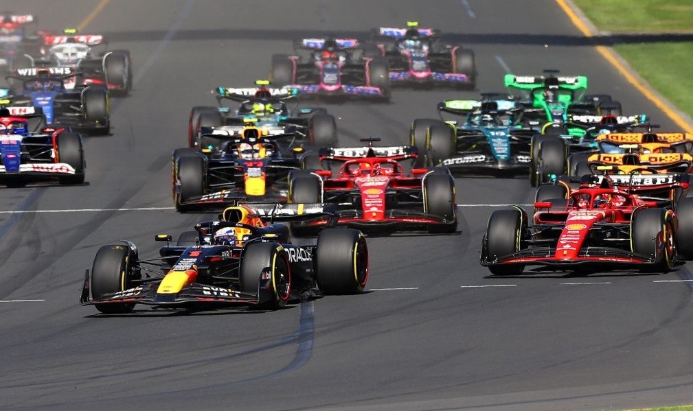 F1 Australia, Carlos Sainz Berhasil Meraih Gelar Juara Pertamanya  