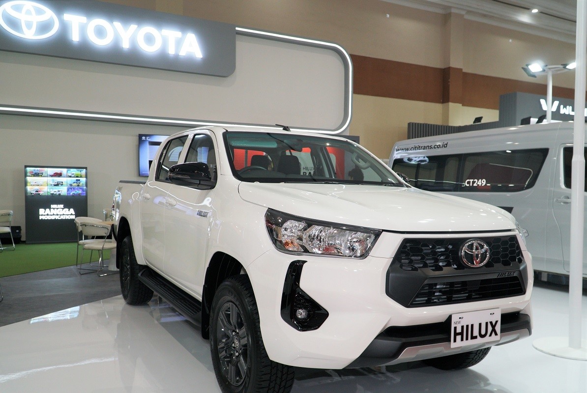 Kendaraan Komersial Toyota di Pameran GIICOMVEC 2024  