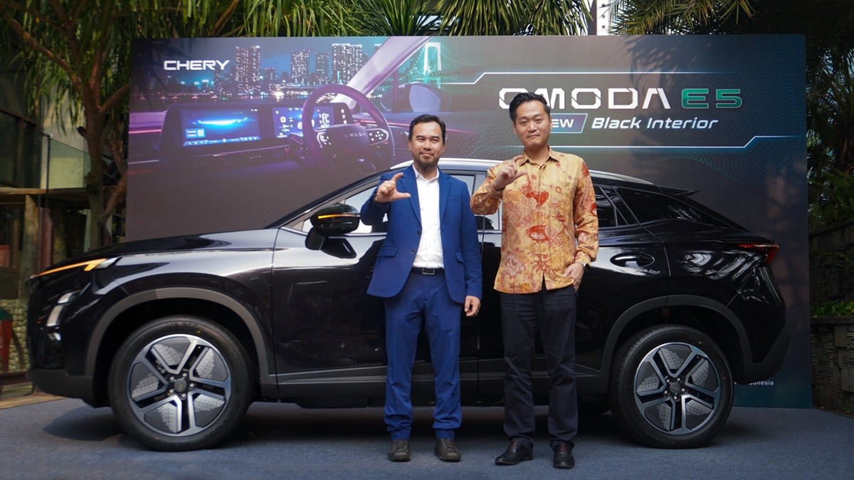 Chery OMODA E5 Interior 'All Black', Lebih Berwibawa  