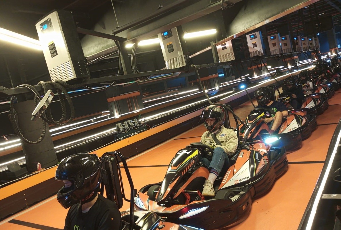 Barcode Gokart, Sirkuit Gokart Indoor Pertama di Indonesia Berstandar International  