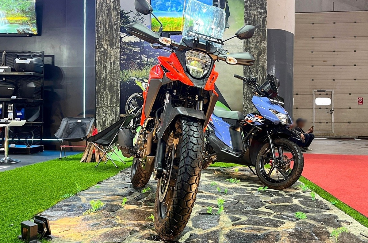 Sepeda Motor Andalan Suzuki Mejeng di Jakarta Fair 2024  