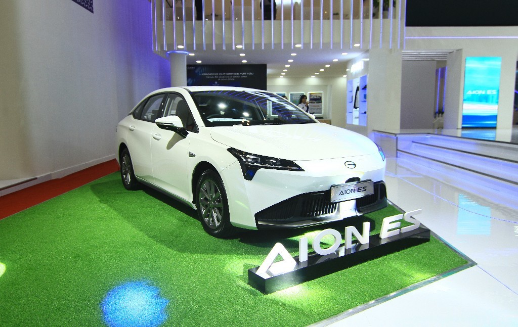 AION ES Diluncurkan di GIIAS 2024, Harga Rp 386 Juta  