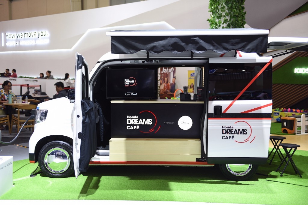 GIIAS 2024, Honda Tampilkan Mobile Cafe Elektrik Pertama  