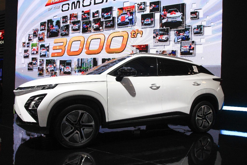 Chery Serahkan 3.000 Unit OMODA E5 ke Konsumen  