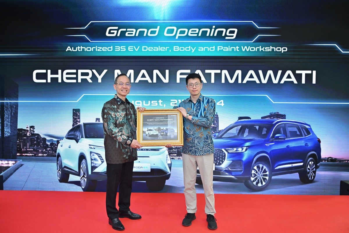 Chery Resmikan Diler 3S plus Body & Paint, Pertama di Indonesia  