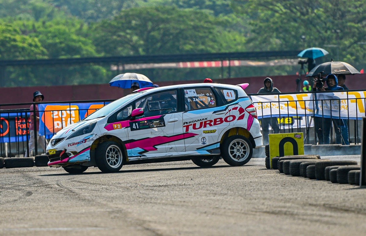 Pebalap ini Juara 2 Kelas Wanita Putaran 5 Kejurnas Sprint Rally 2024  