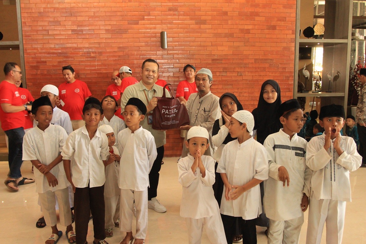 Pertastars Indonesia 'Charity of The Stars', Bantu Yayasan di Cirebon  