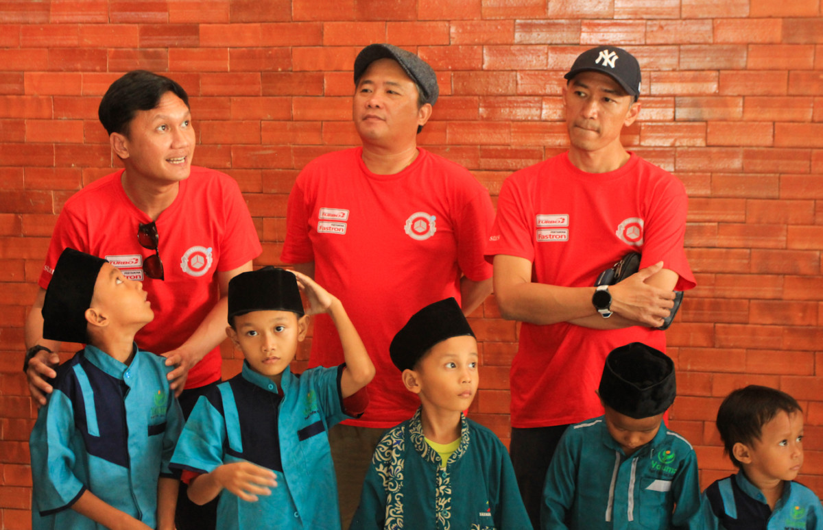 Dari Acara Pertastars Indonesia 'Charity Of The Stars' di Cirebon  