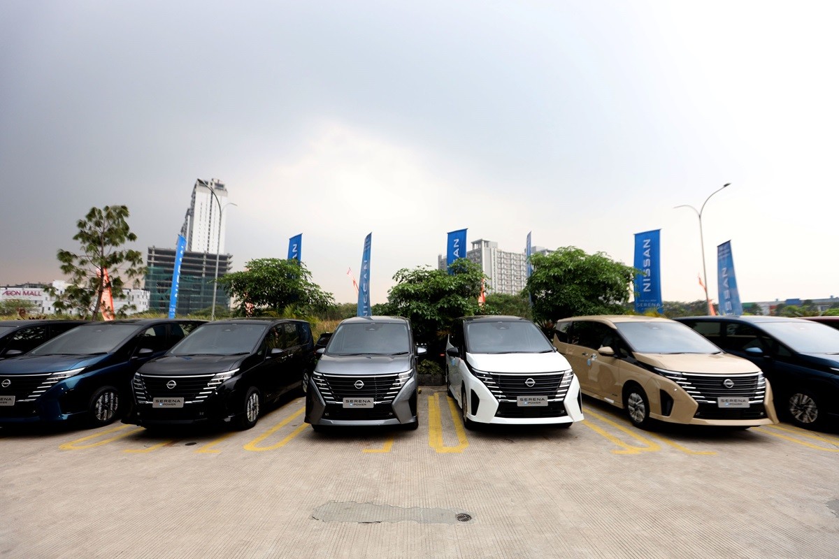 Nissan Serah Terimakan The All-New Nissan Serena e-Power ke Konsumen  