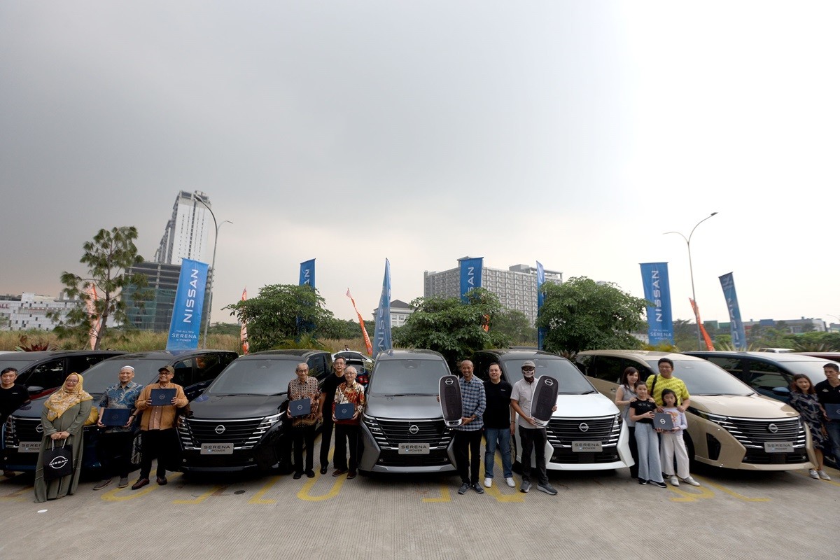 Nissan Serah Terimakan The All-New Nissan Serena e-Power ke Konsumen  