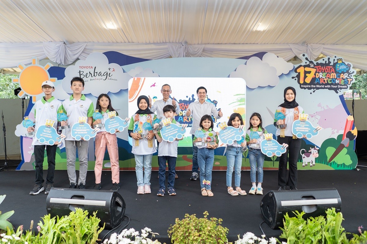 Karya Anak Indonesia Juara di Ajang Global Toyota Dream Car Art Contest  