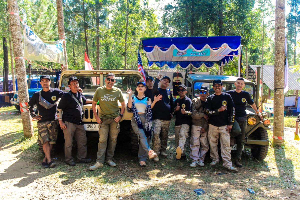 Bert's Garage Pamerkan Mobil Antik di Jambore American Jeep ke-12  