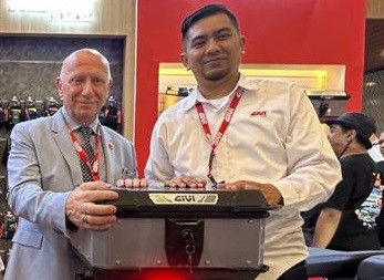 GIVI Meluncurkan Top Box Aluminium Eksklusif di IMOS 2024  