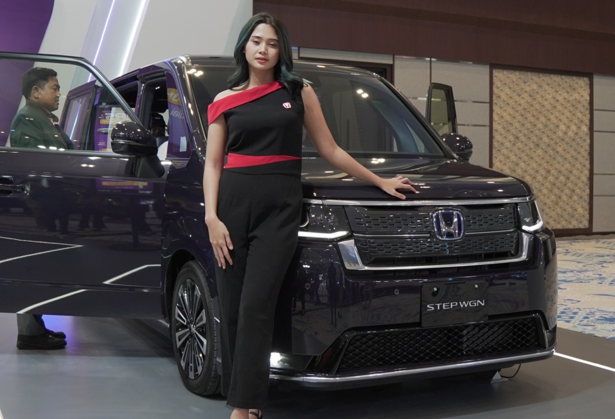 Pertama Kalinya, Honda STEP WGN e:HEV Hadir di Semarang  