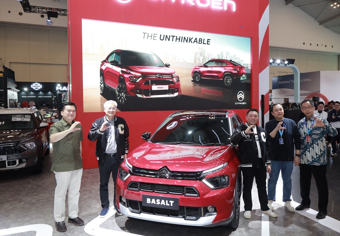 Citroën Hadirkan SUV Coupé Terbarunya, Basalt di GJAW 2024  