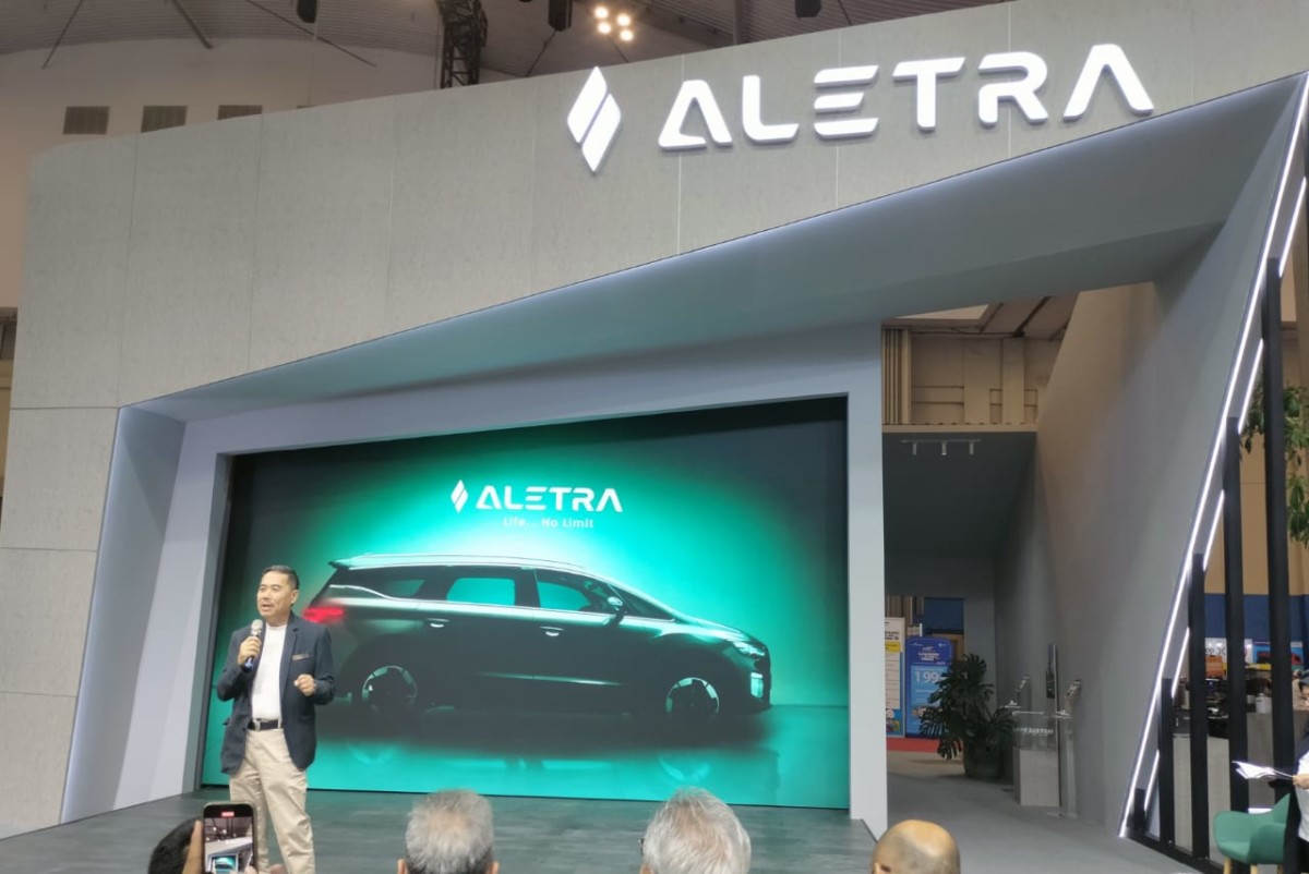 Aletra L8 EV,  MPV Listrik 7-seater Hadir di GJAW 2024  