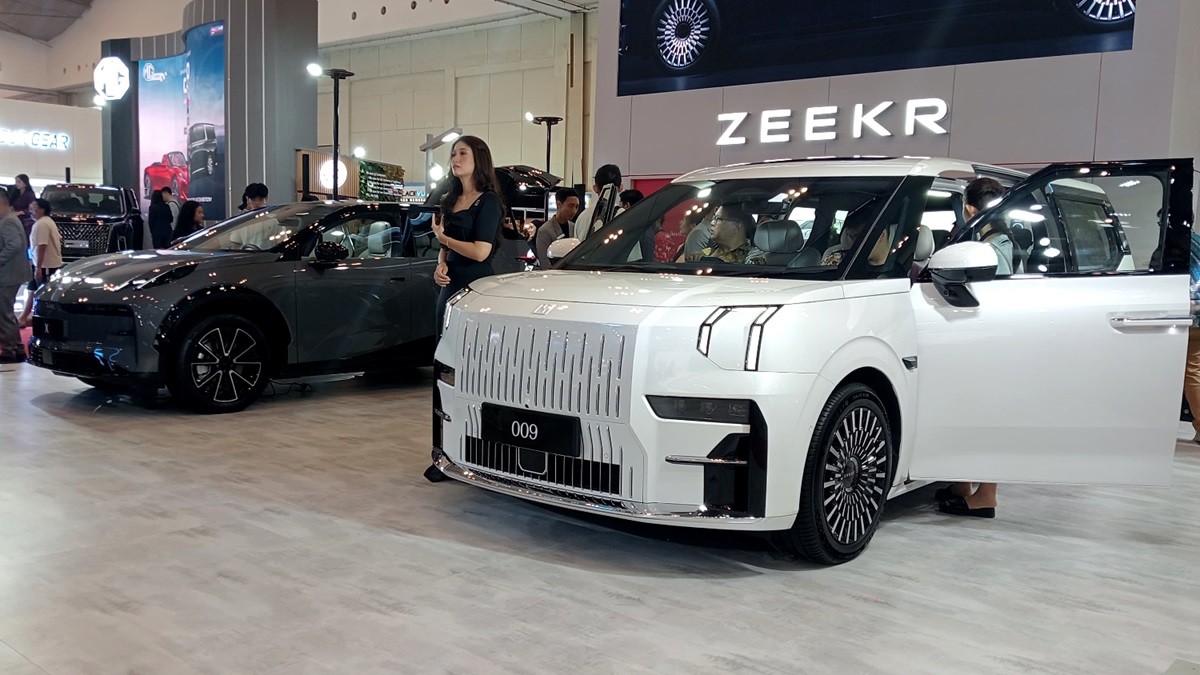 ZEEKR Luncurkan dua Produk Mobil Listrik Premium di GJAW 2024  