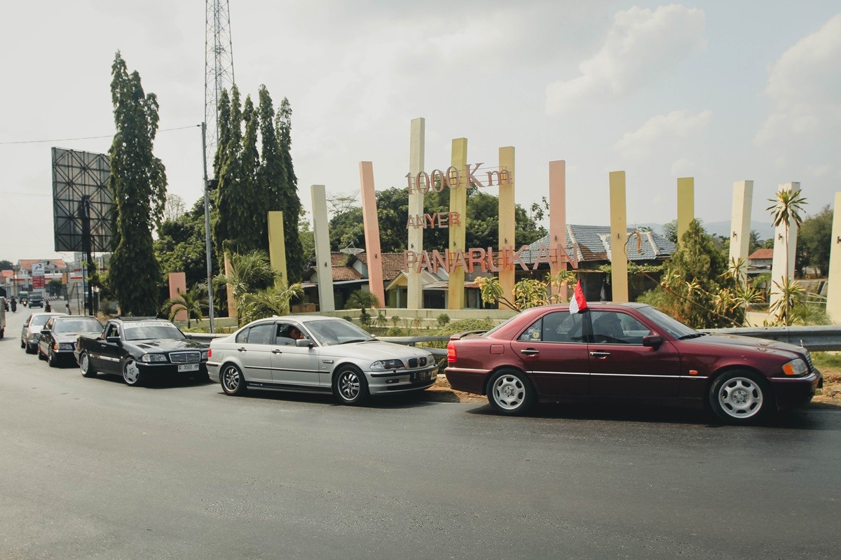 Bimmerbenz Indonesia 'Adventouring Around Java 360'  