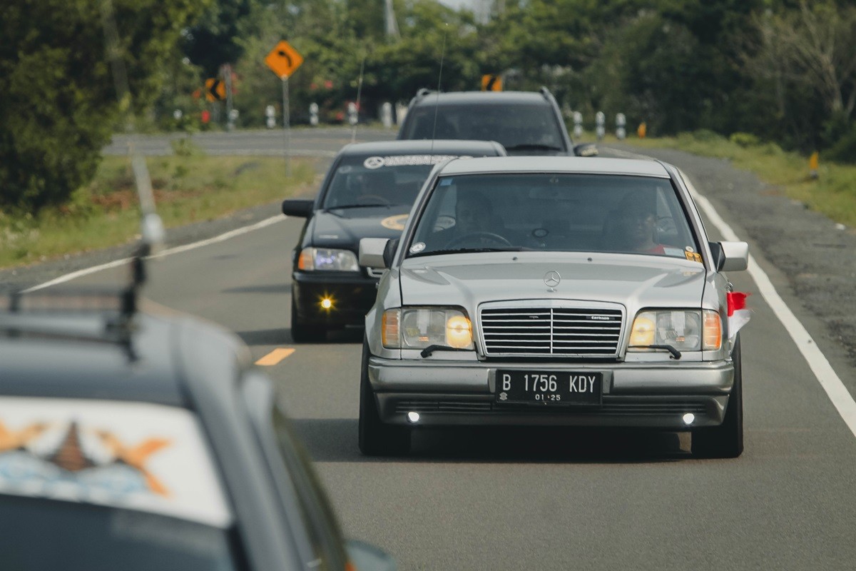 Bimmerbenz Indonesia 'Adventouring Around Java 360'  