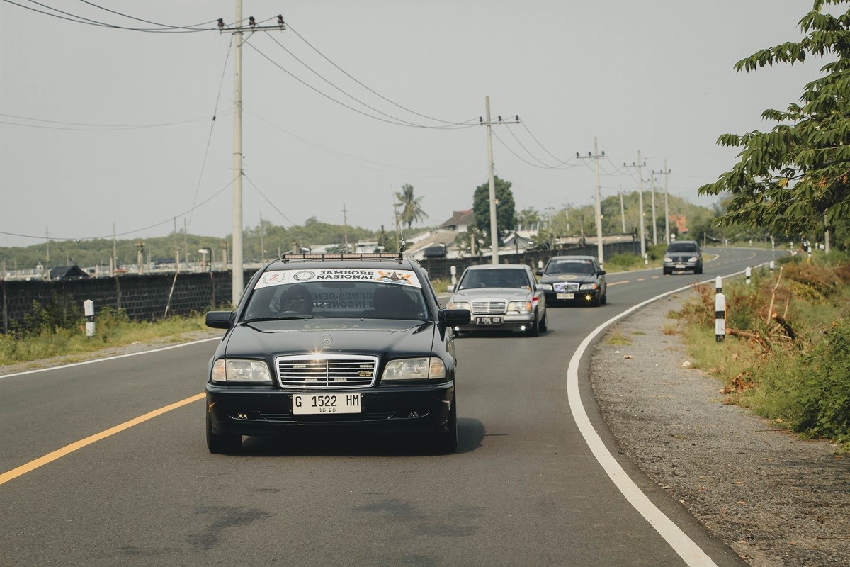 Bimmerbenz Indonesia 'Adventouring Around Java 360'  