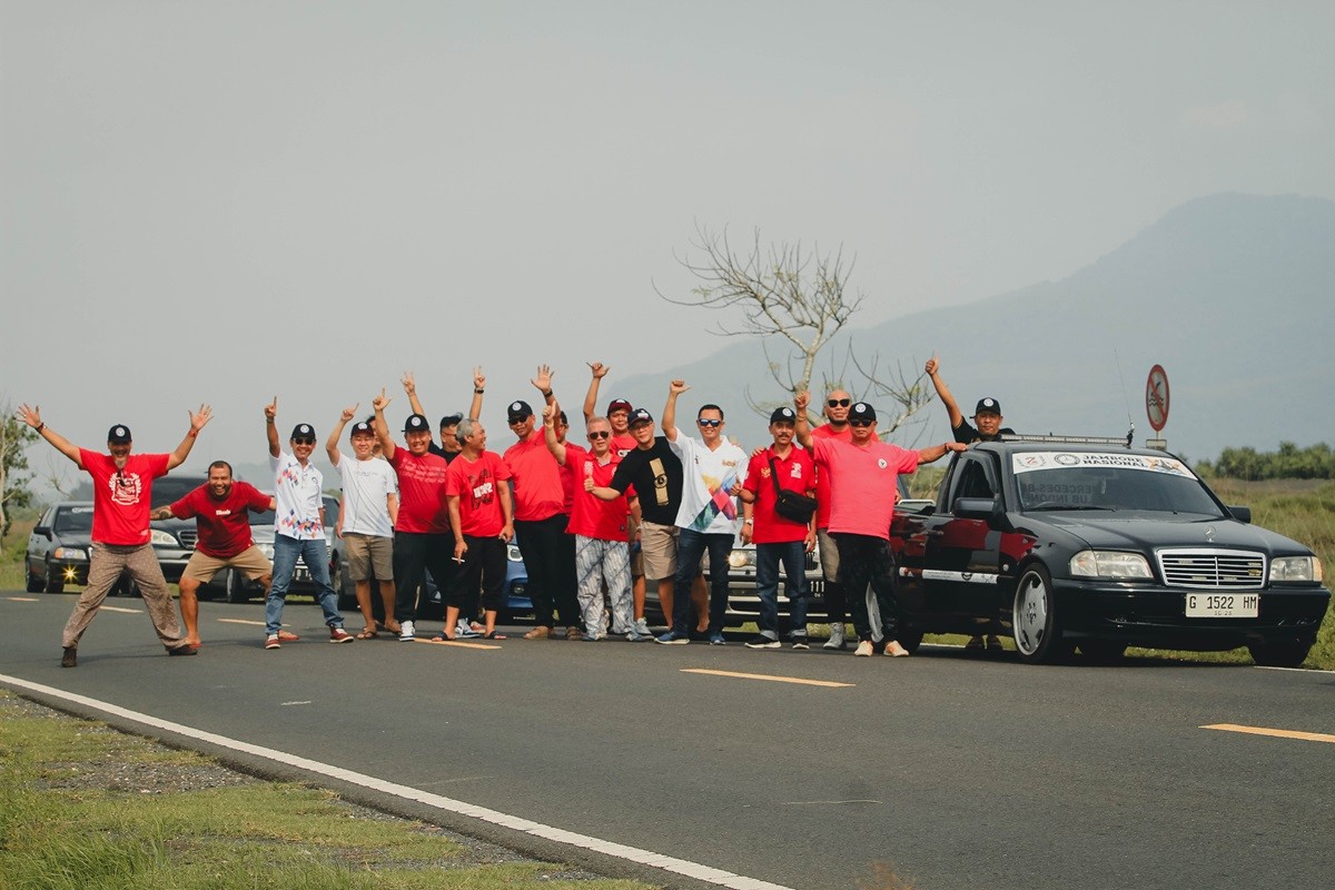 Bimmerbenz Indonesia 'Adventouring Around Java 360'  