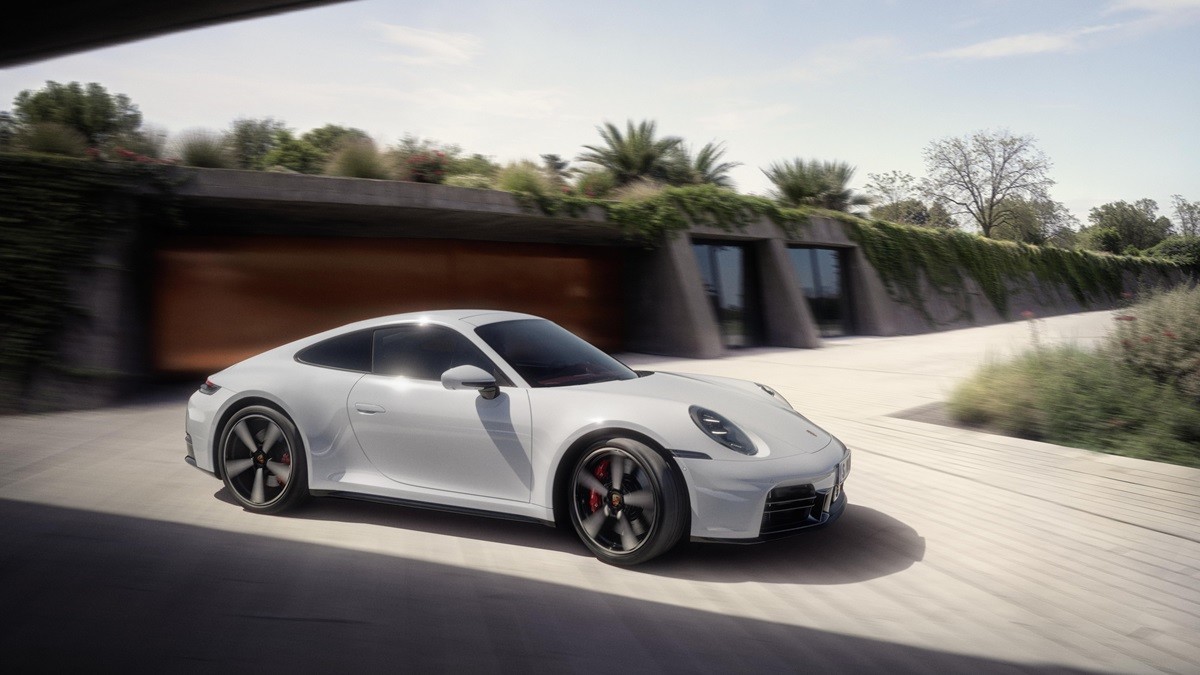 Porsche 911 Carrera S Terbaru, Paling Dinamis yang Pernah Ada  