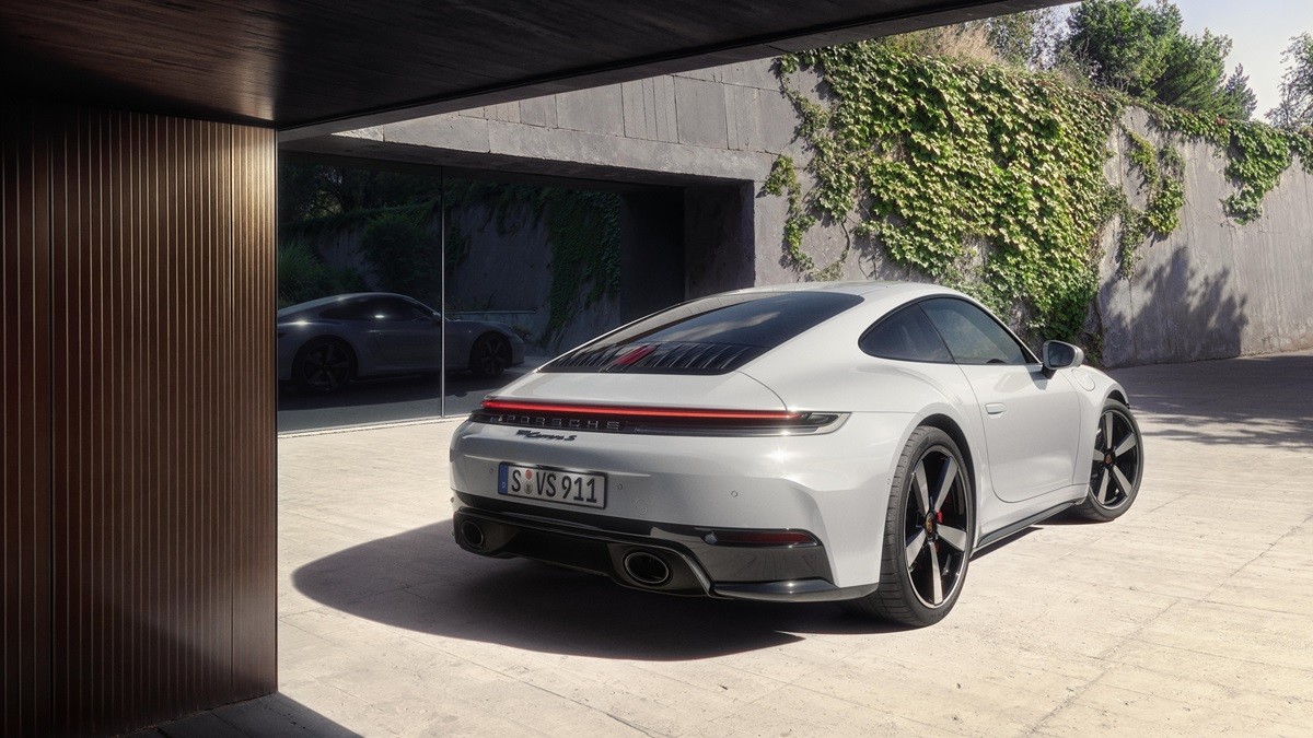 Porsche 911 Carrera S Terbaru, Paling Dinamis yang Pernah Ada  