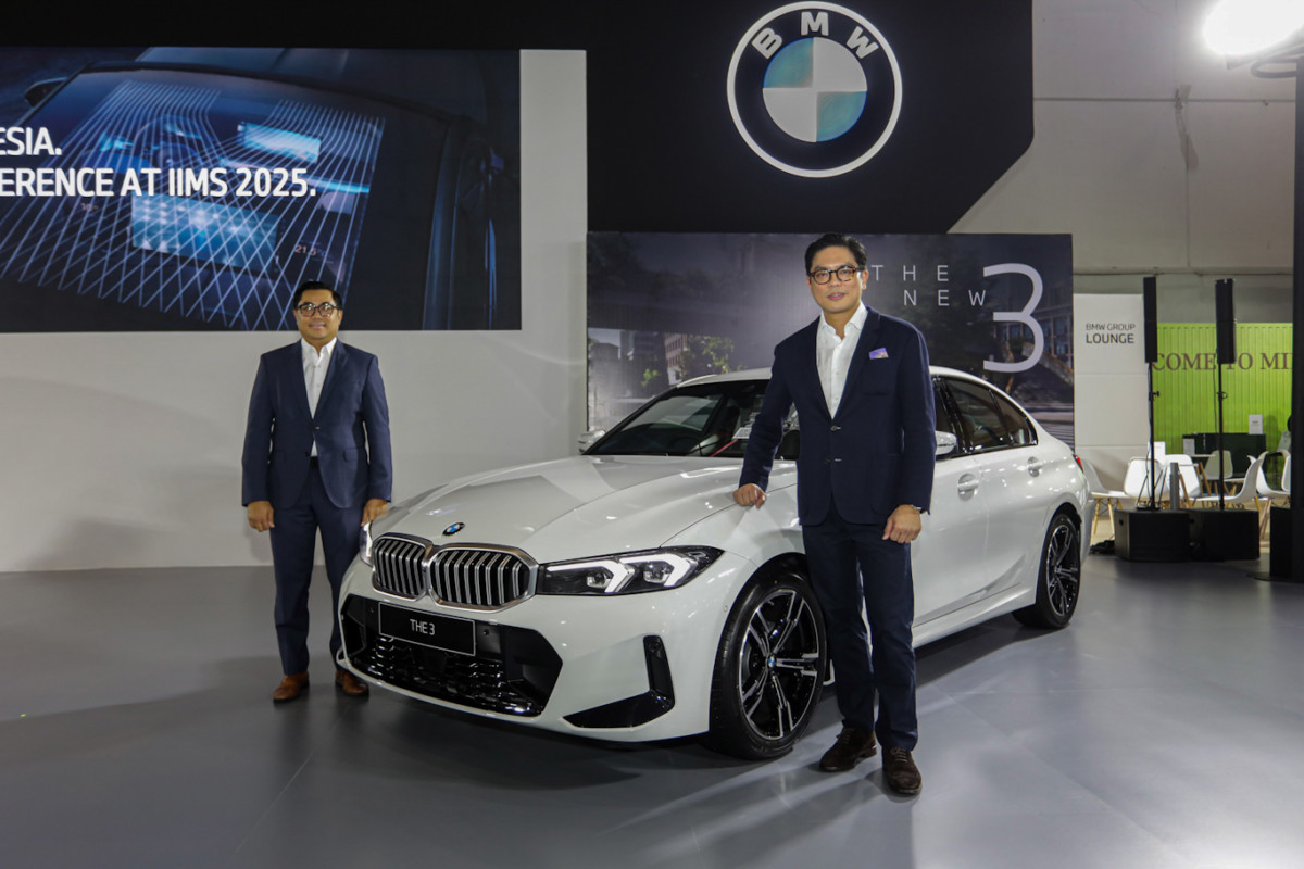 BMW dan MINI Hadirkan Rangkaian Kendaraan Premium di IIMS 2025  