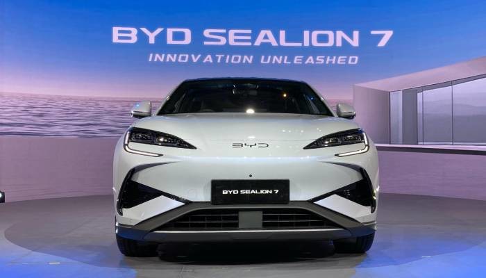 BYD Sealion 7 Hadir di IIMS 2025, Dijual Dengan Harga Segini  