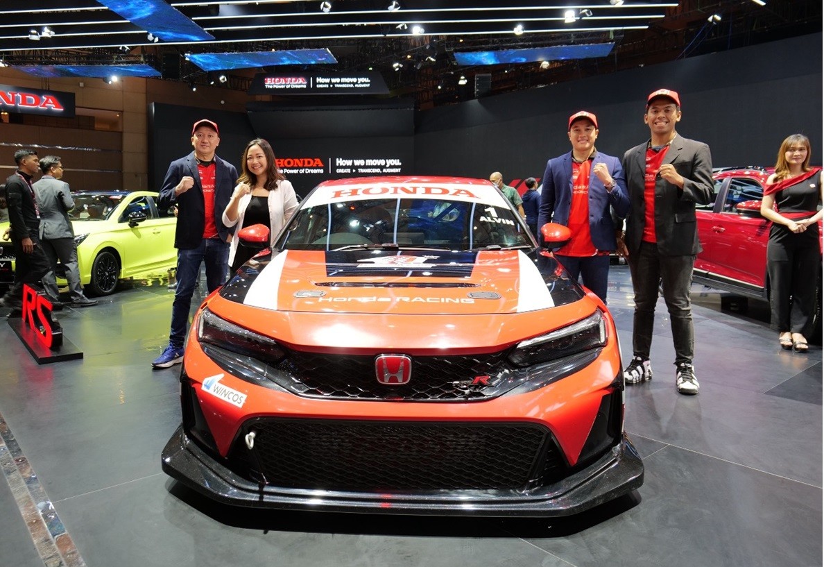 Honda Hadirkan Livery Spesial Civic Type R di IIMS 2025  