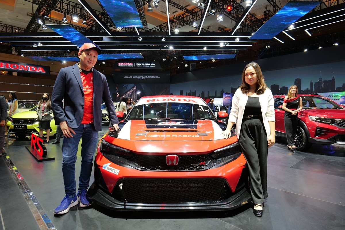 Honda Hadirkan Livery Spesial Civic Type R di IIMS 2025  