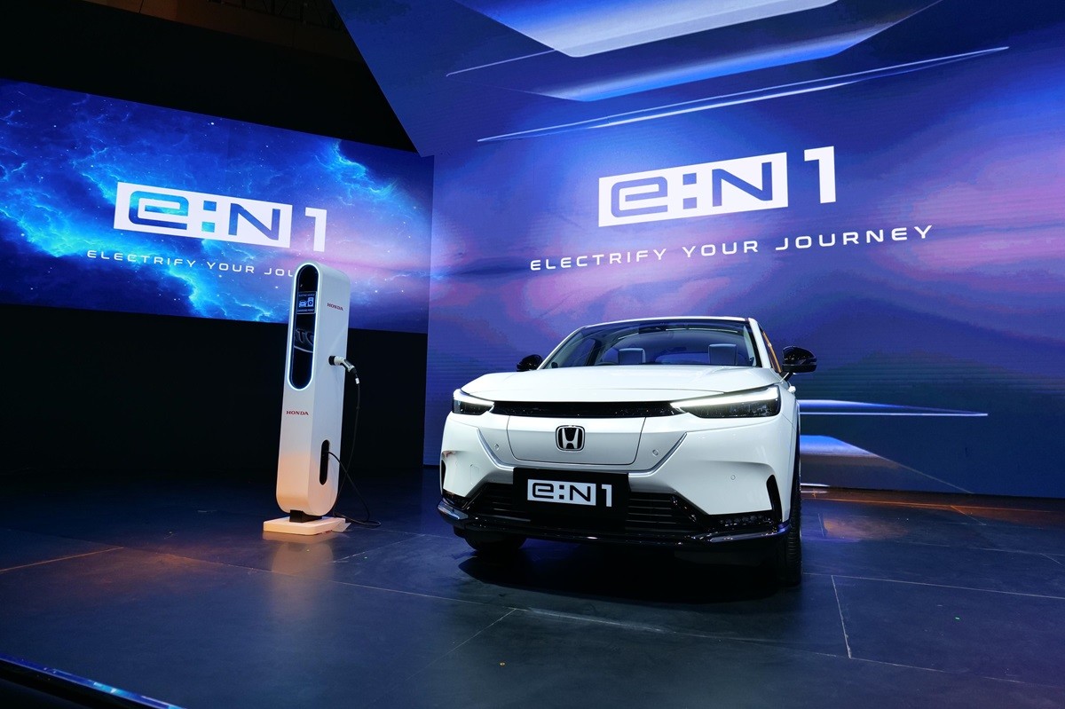 Honda e:N1 Resmi Diluncurkan di Ajang IIMS 2025  