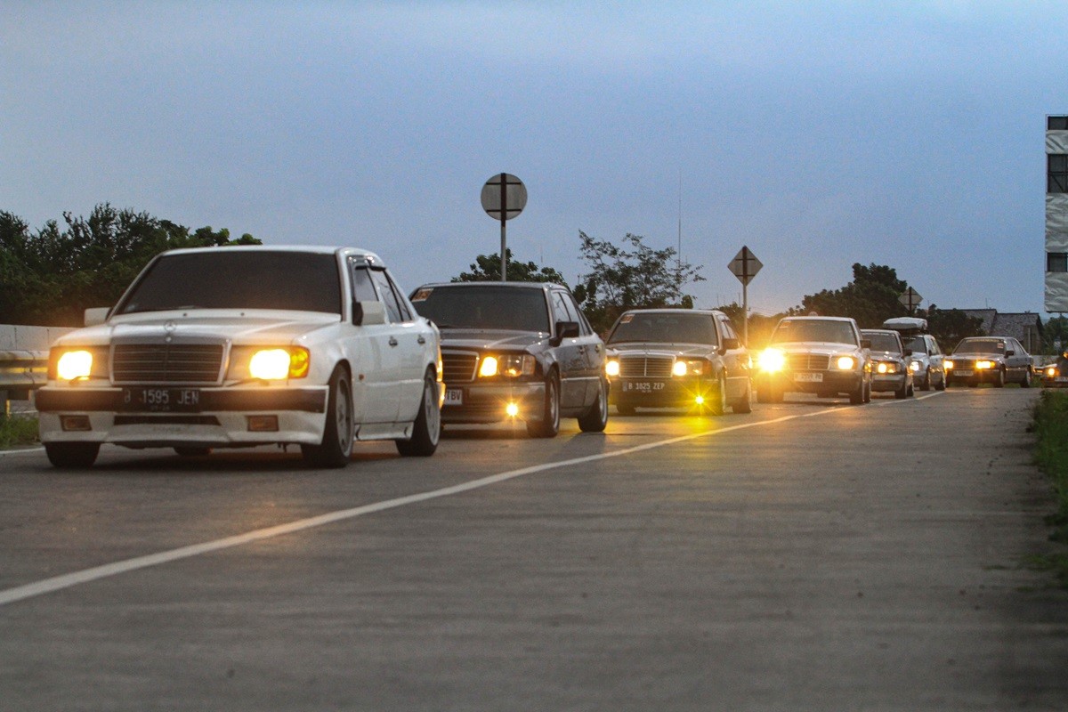 Dari Acara W124 MBCI Jakarta Chapter 'Road to Guci'  