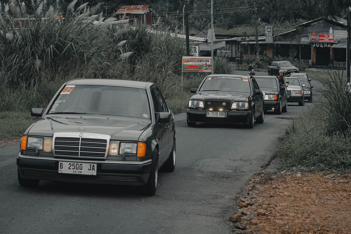 W124 MBCI Jakarta Chapter 'Road to Guci', Touring Happy  