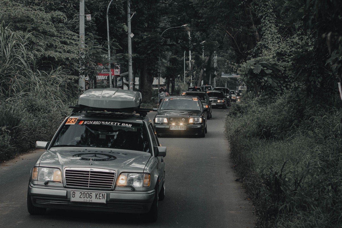 W124 MBCI Jakarta Chapter 'Road to Guci', Touring Happy  