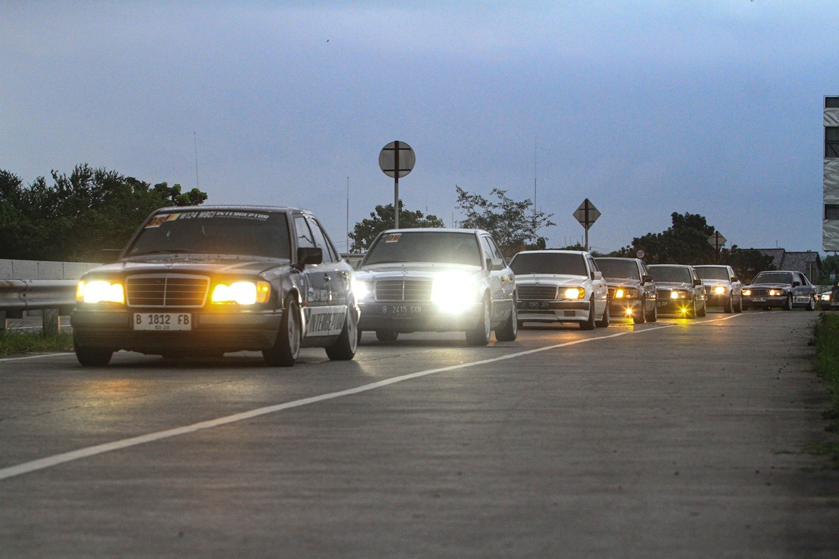 Dari Acara W124 MBCI Jakarta Chapter 'Road to Guci'  