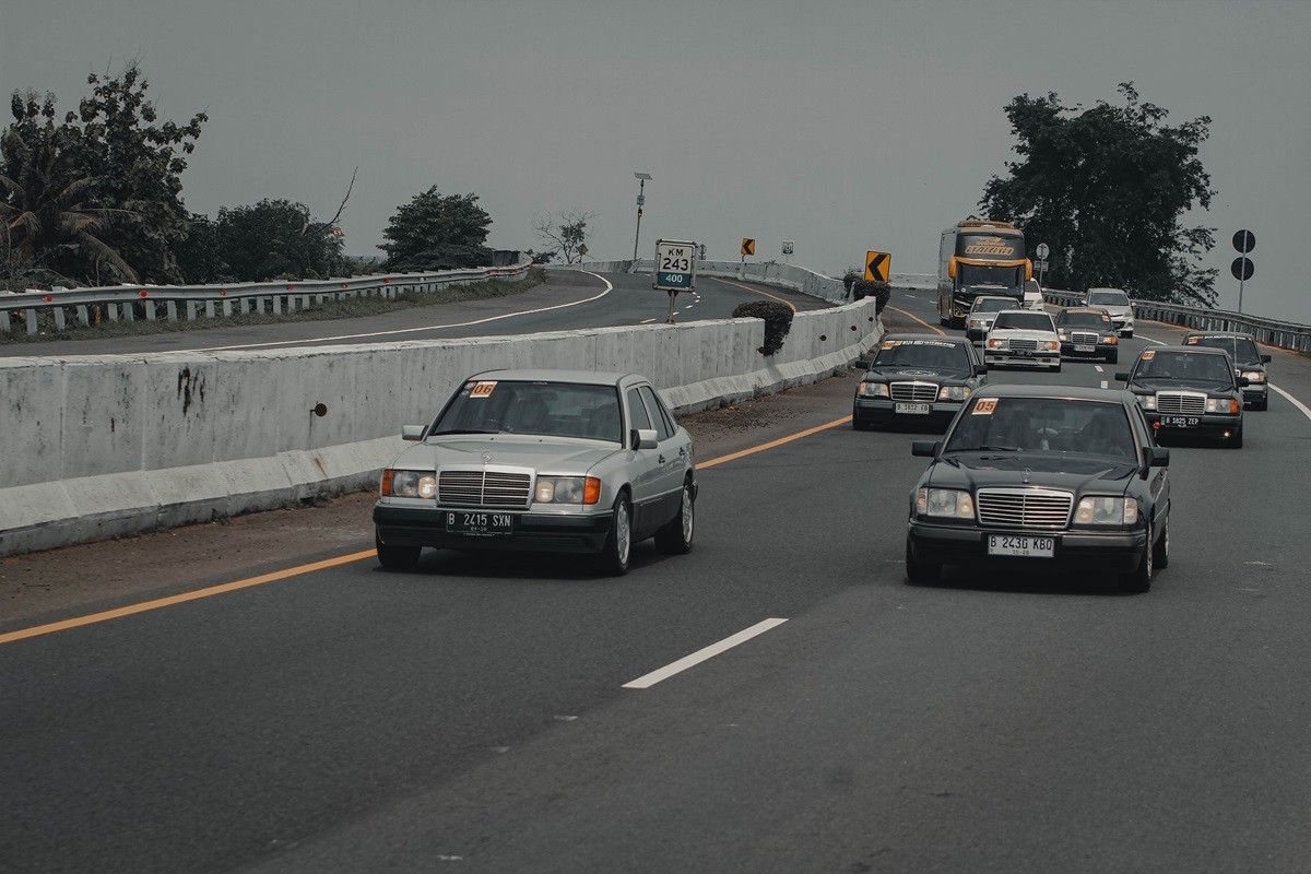 W124 MBCI Jakarta Chapter 'Road to Guci', Touring Happy  