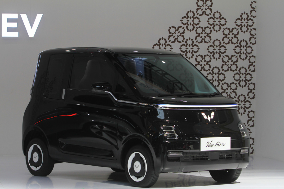 Beberapa Penyegaran Wuling New Air ev, dari Fitur Hingga Warna  