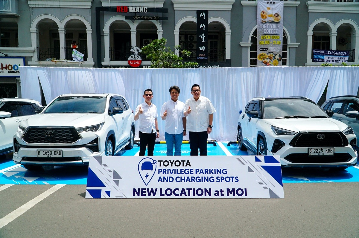 Toyota Hadirkan Fasilitas Privilege Parkir Gratis, ada Charging Spot  