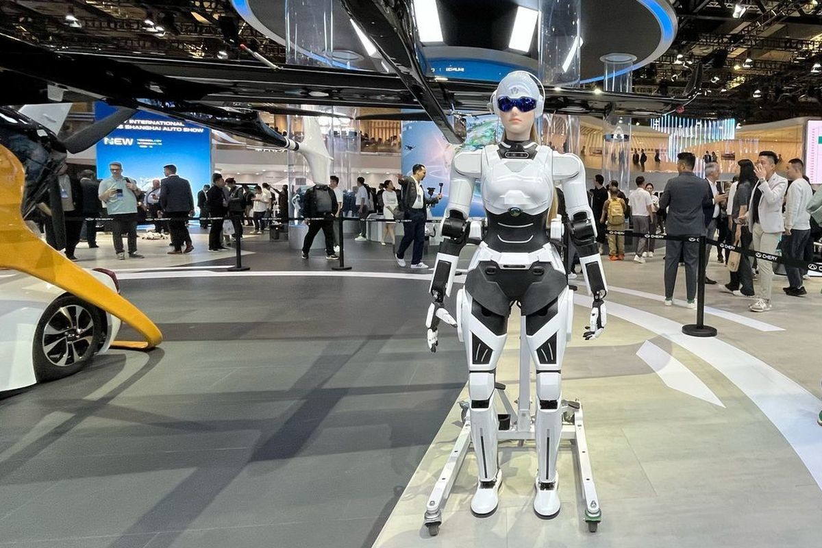 Chery Perkenalkan Inovasi Terbaru, Ciptakan Robot Cerdas AiMOGA  