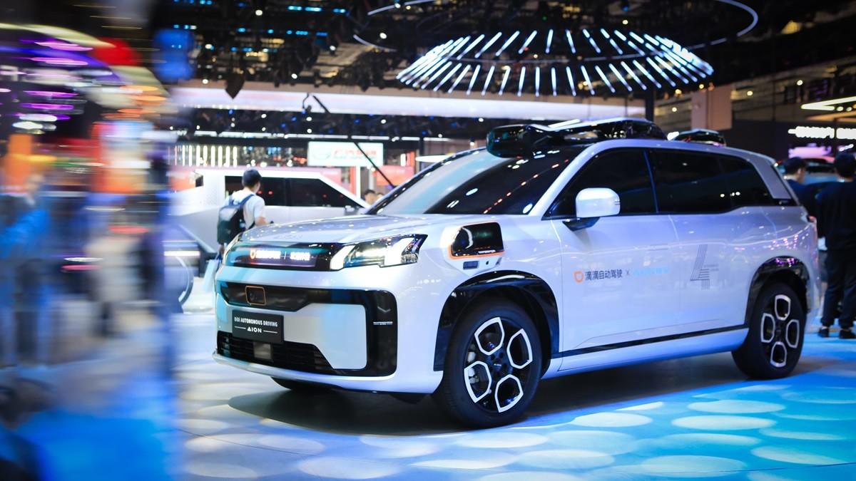 AION DiDi, Mobil Listrik Otonom Tampil di Shanghai Auto Show 2025  
