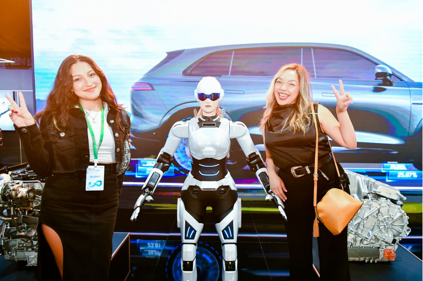 Chery Perkenalkan Inovasi Terbaru, Ciptakan Robot Cerdas AiMOGA  