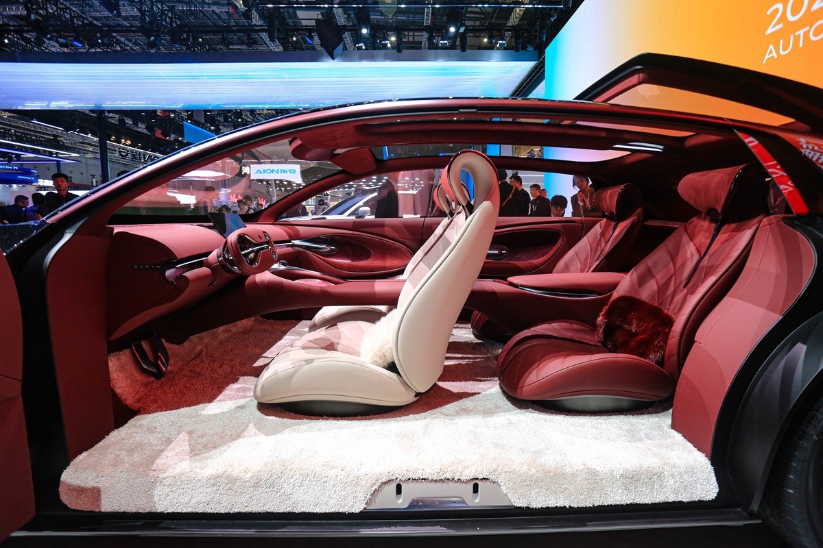 GAC Group Hadirkan Mobil Konsep Hyptec Earth di Auto Shanghai  