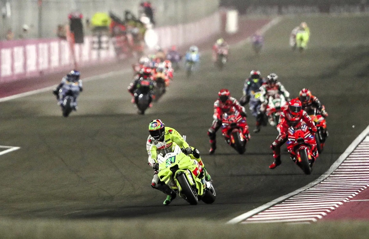 Dapat Perlawanan Sengit, Marc Marquez Juara MotoGP Qatar 2025  