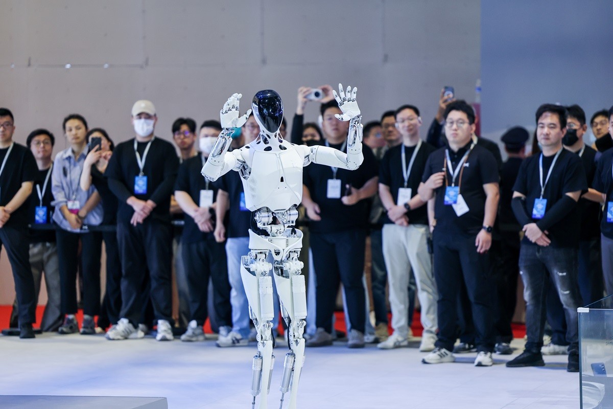 Mobil Berbasis AI Milik XPENG Motors Mejeng di Auto Shanghai 2025  